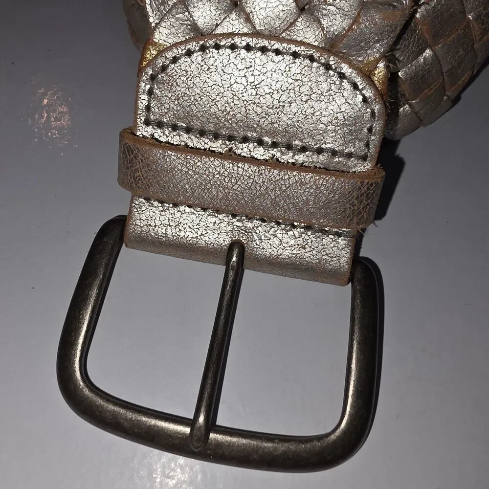 Fossil SzM Metallic Gold Basket Weave Style Solid Brass Buckle Boho Leather Belt